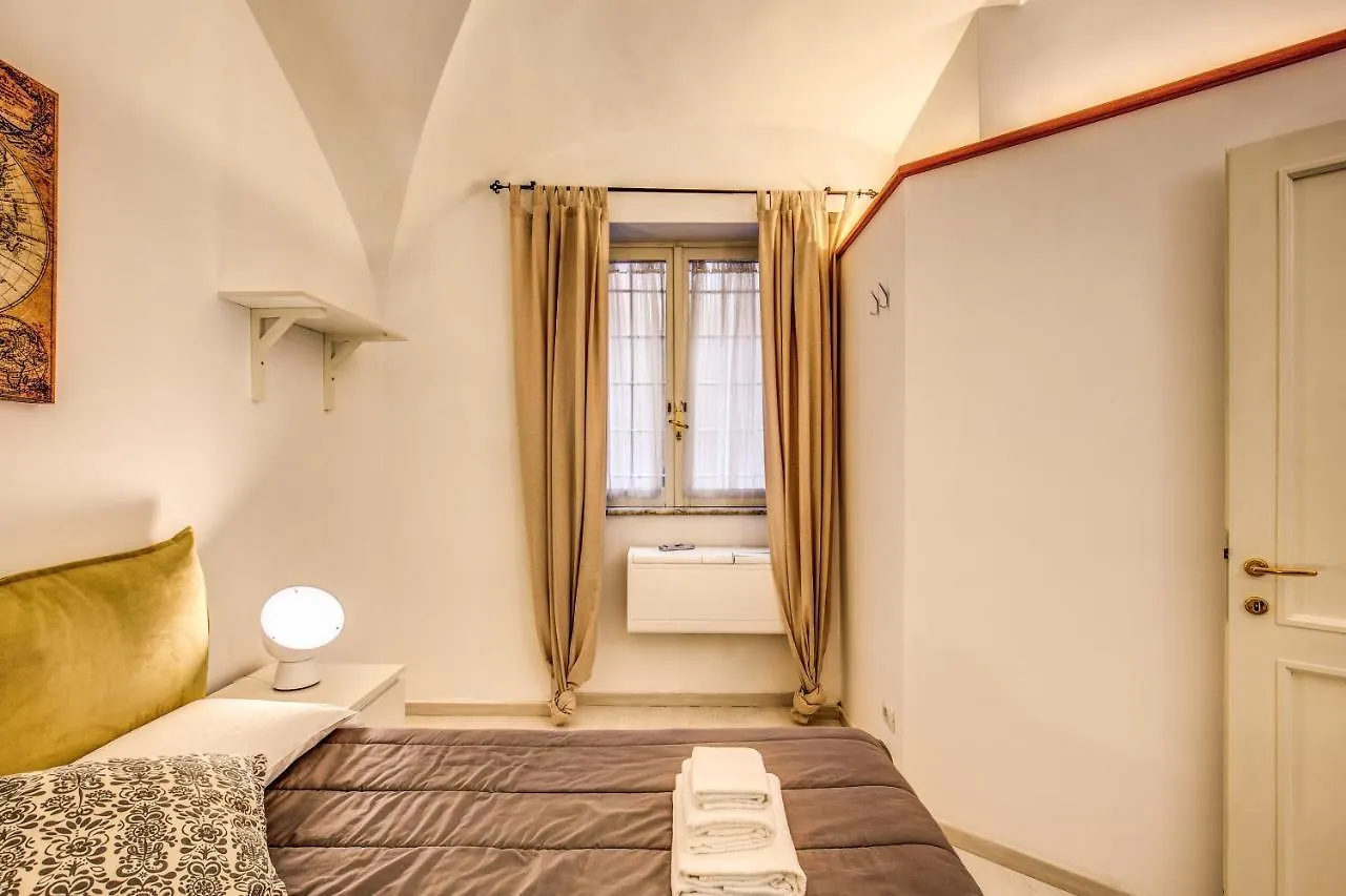 Coronari Stylish Apartment Rome